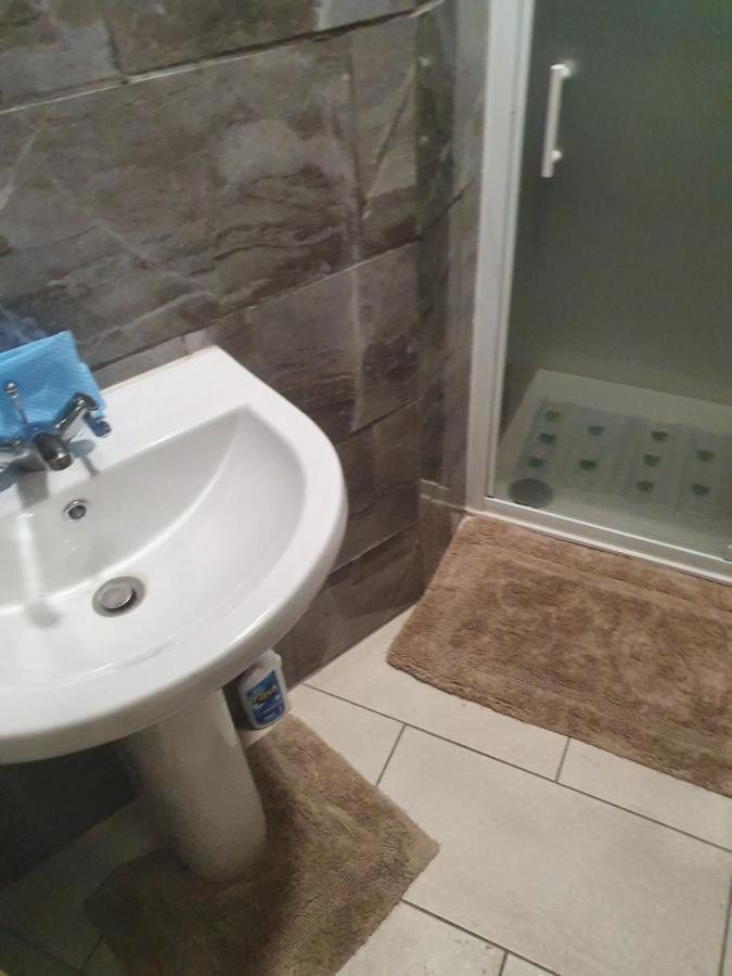 En Suite Bedrooms, Heaton, Newcastle Exterior photo